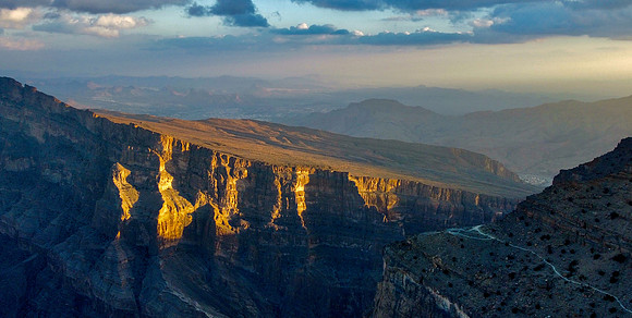 Jebel Shams (Sun mountain)