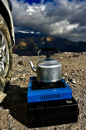 Jebel Shams (Sun mountain) Dinner on the edge